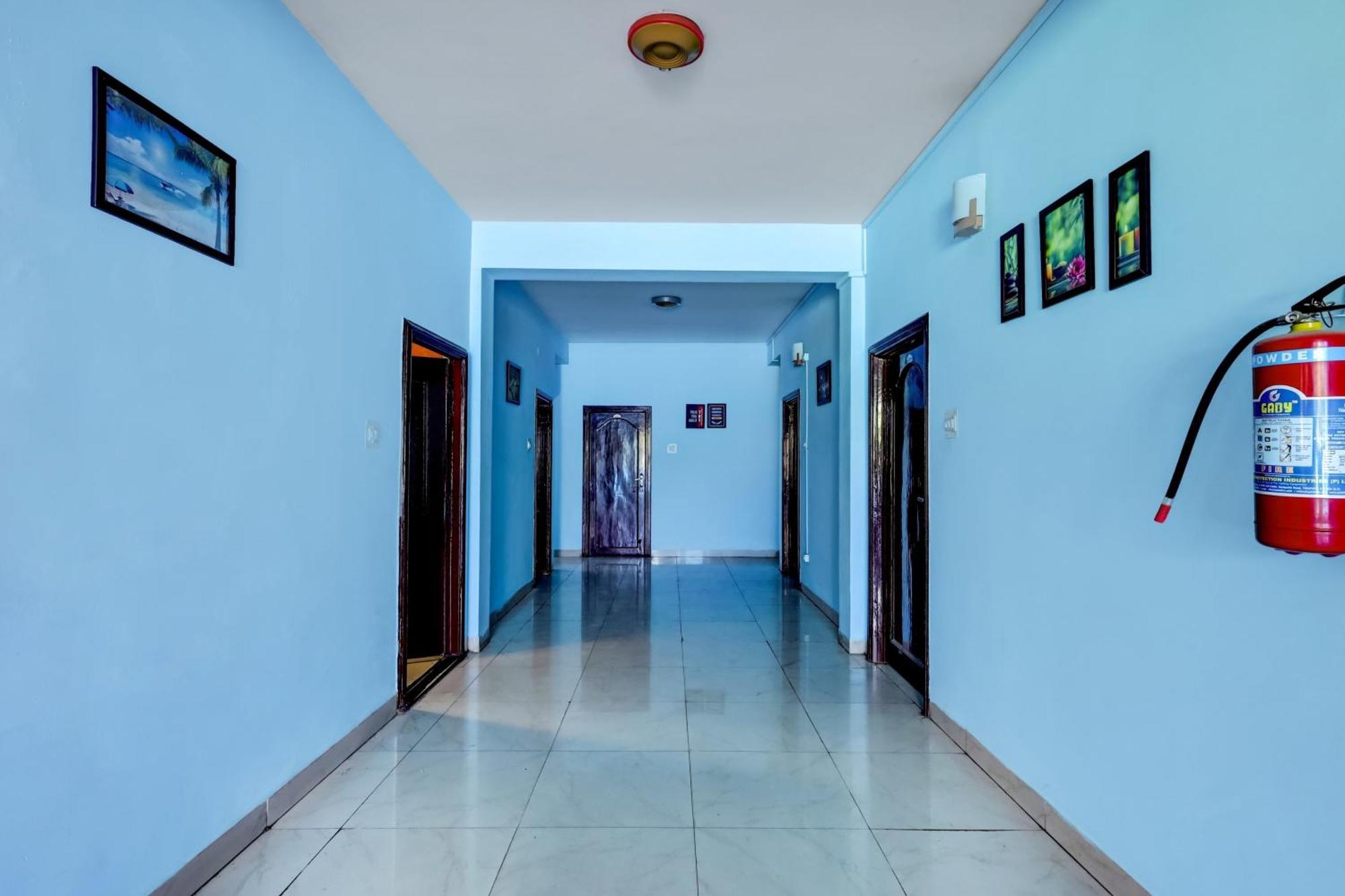 Super Hotel O Kennedy Nagar Near Railway Station 蒂鲁帕蒂 外观 照片