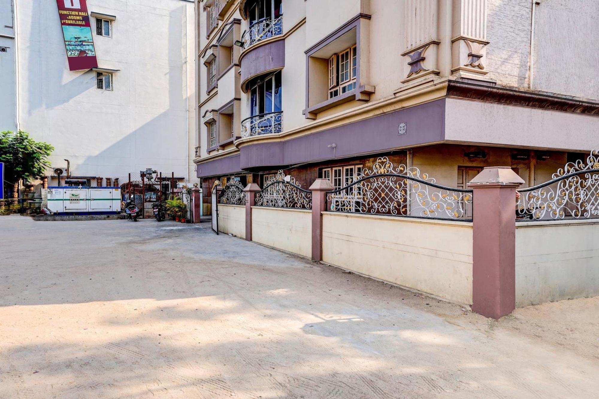 Super Hotel O Kennedy Nagar Near Railway Station 蒂鲁帕蒂 外观 照片