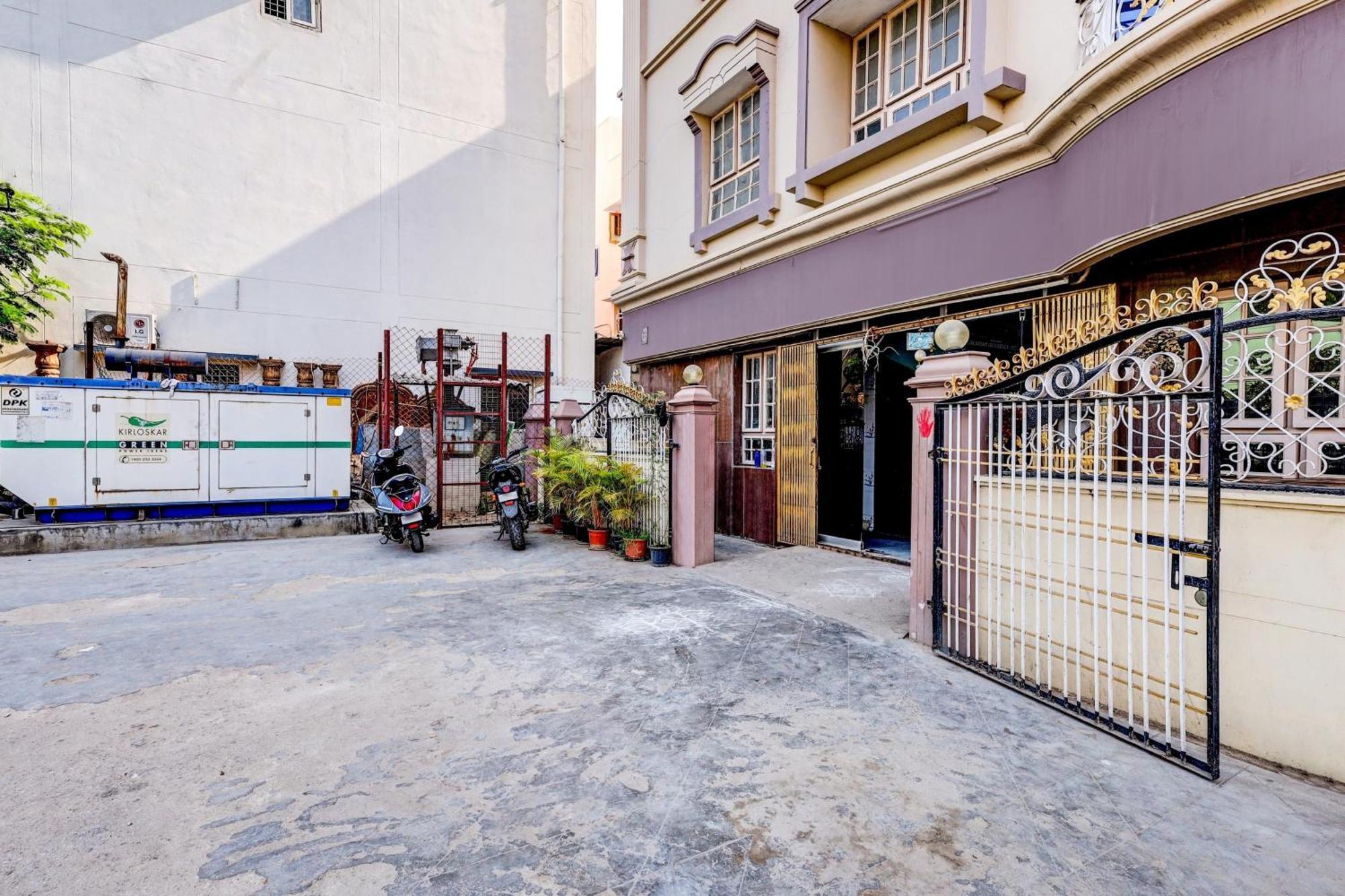 Super Hotel O Kennedy Nagar Near Railway Station 蒂鲁帕蒂 外观 照片